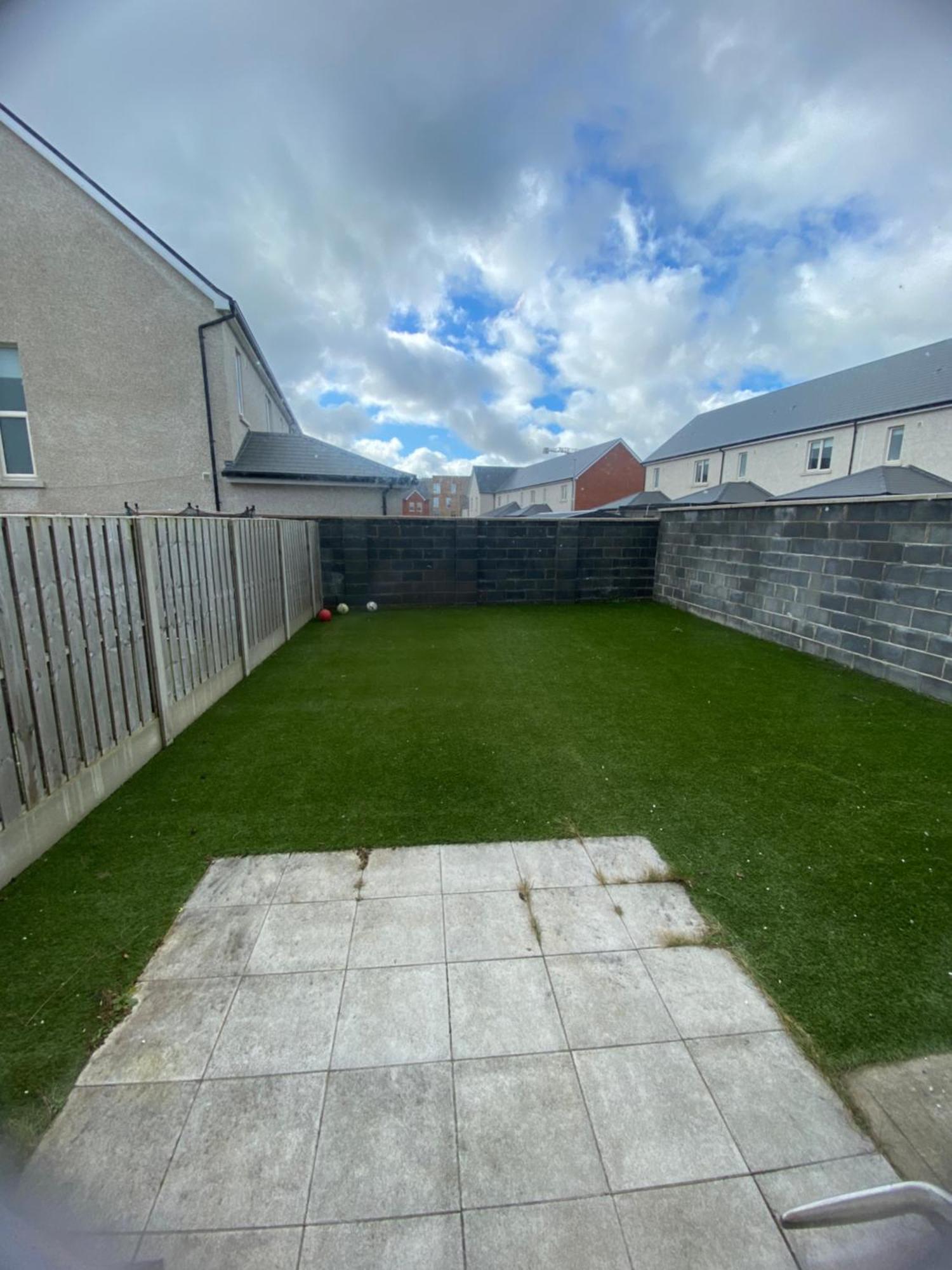 Extra Large Room In New House At Citywest Dublin Extérieur photo